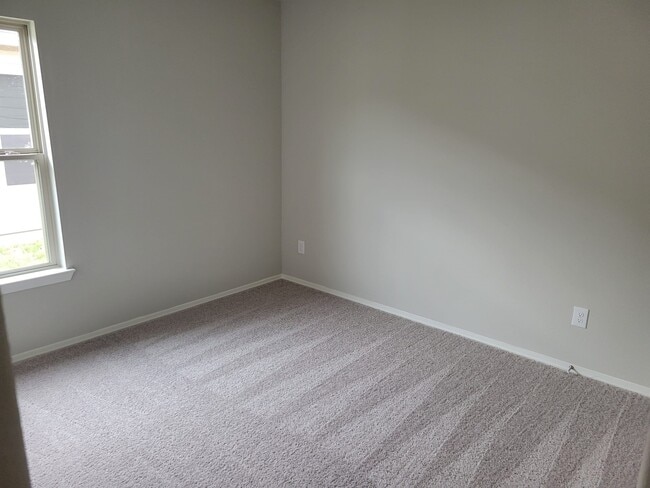 Photo - 14930 Dane Ct