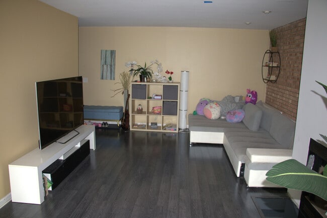Photo - 6000 Oakwood Dr