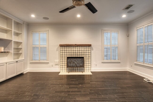 Photo - 5912 Auden St