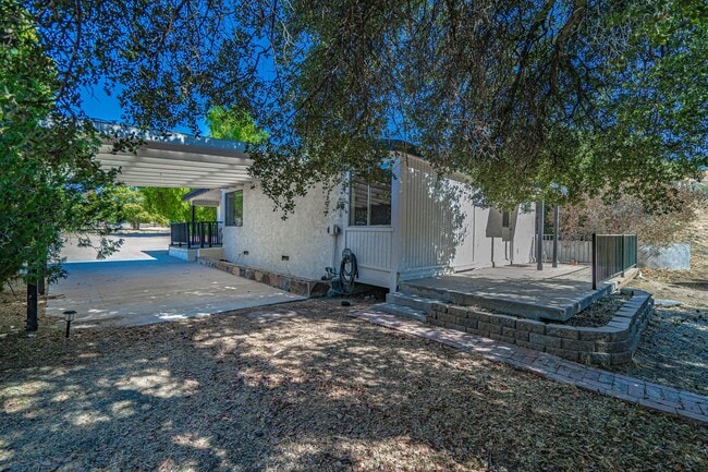 30645 1/2 Hume Canyon Road
