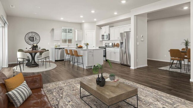 Photo - 6091 Ivanoff Ln SW