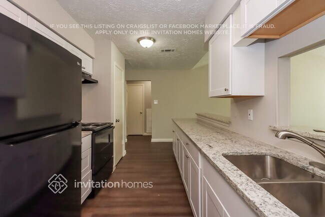 Photo - 23435 Verngate Dr