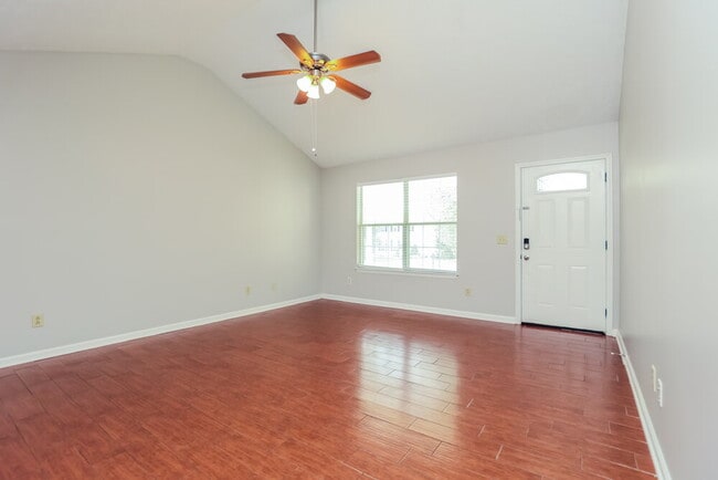 Photo - 506 Gammon Ln