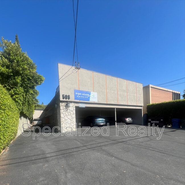 Building Photo - 508 Hill Dr Unit 2