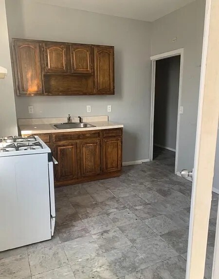 Photo - 231 3rd St Apartments
