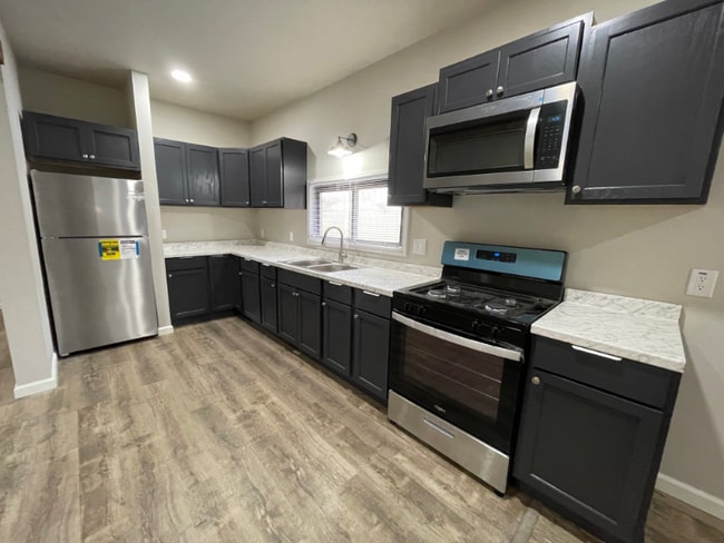 Building Photo - 1359 LA-20 Rental