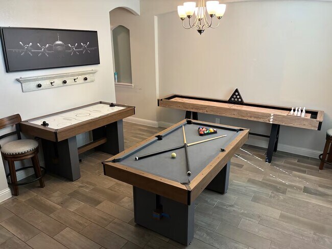 Photo - 18919 Pointers Creek Ln