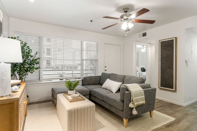 Photo - The Overlook