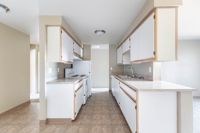 Overlook Pointe Apartments