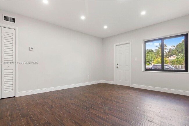 Photo - 1134 SW 12th Ct Unidad 1134