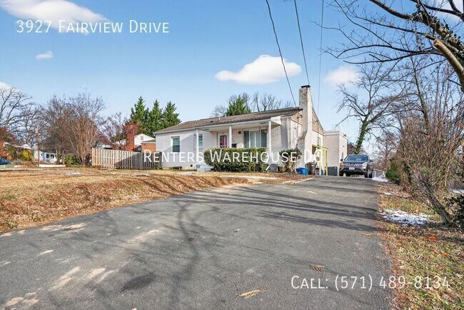 Photo - 3927 Fairview Dr