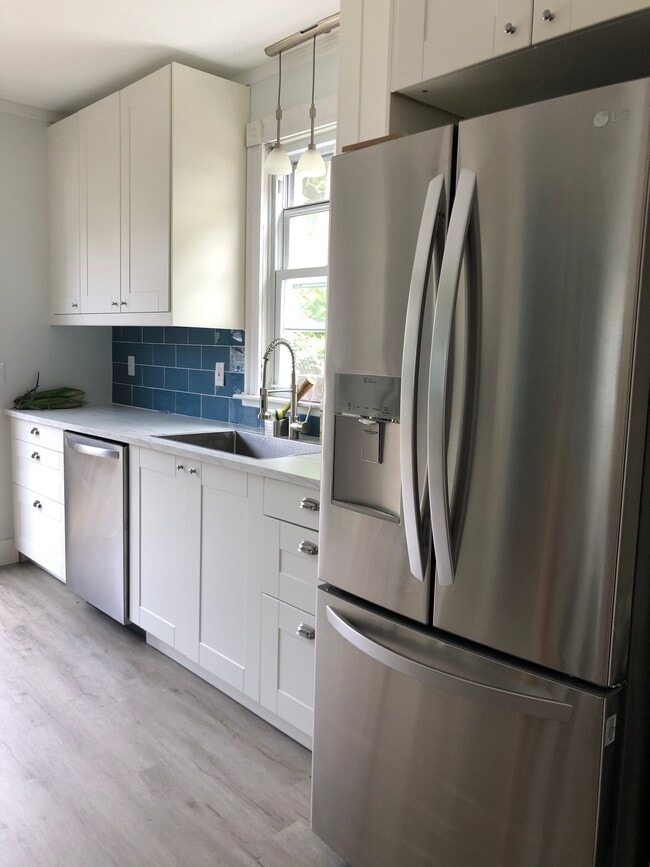 Photo - 14 Bedlow Ave