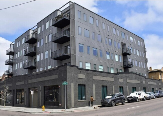 Building Photo - 1300 Ogden St Unit 201 Rental