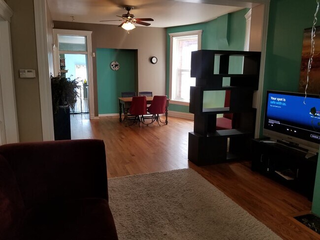 3347 W Crystal St Unit 1