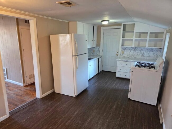 Photo - 1224 Delaware