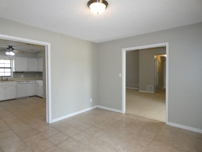 Photo - Spacious 3-Bedroom Home