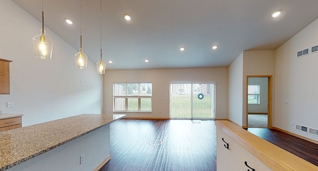 Photo - 1902 Tyrol Ter