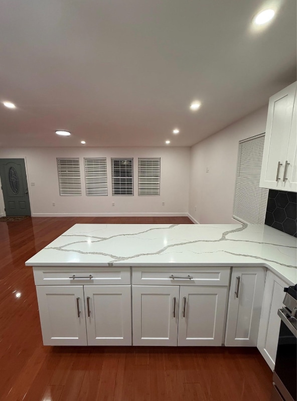 Photo - 107-13-107220 220th St