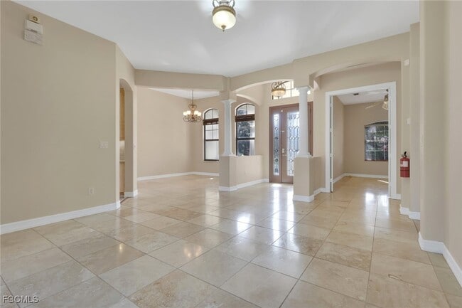 Building Photo - 12500 Fairmont Dr