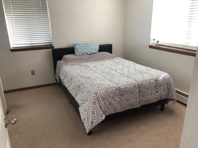 Photo - 25 Linden Ave Unidad 24 Rental