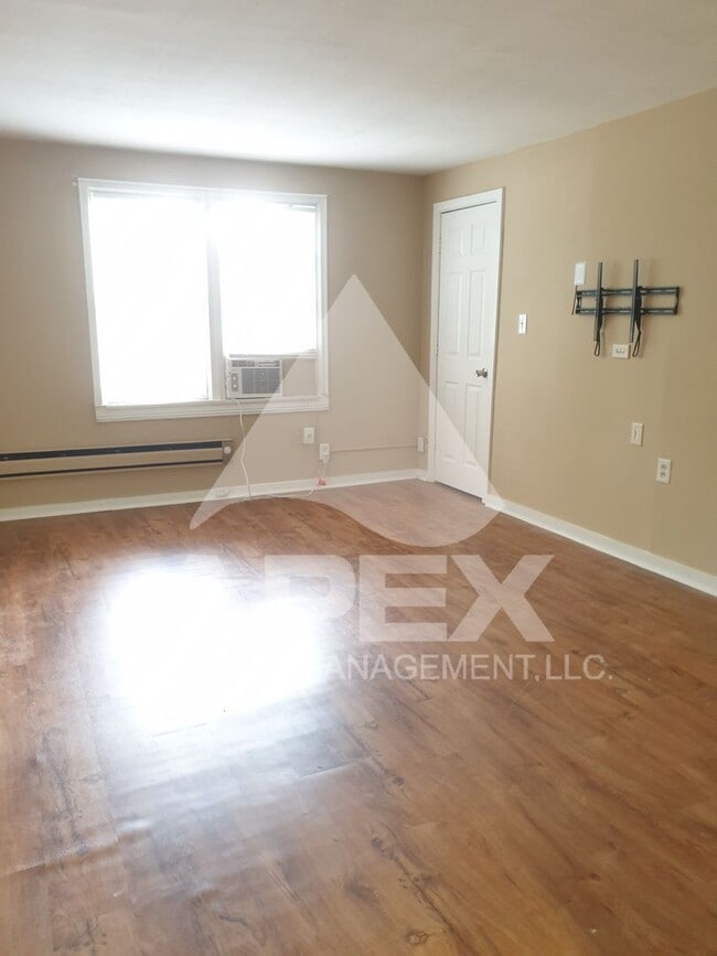3105 Conner Dr