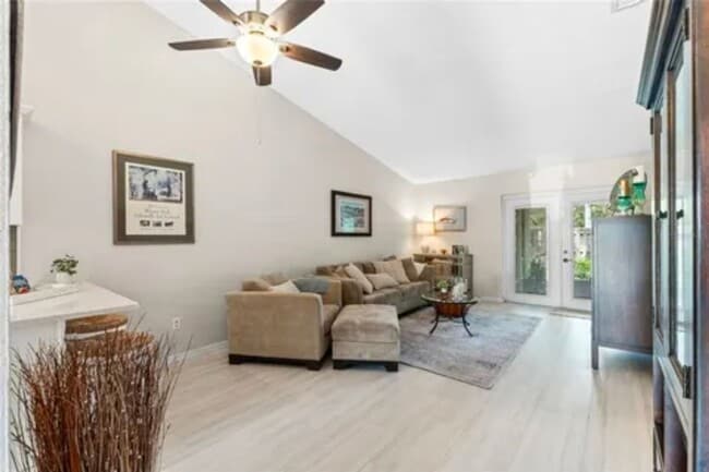 Photo - GORGEOUS 2 BEDROOM / 2 BATH VILLA (WINTER ...