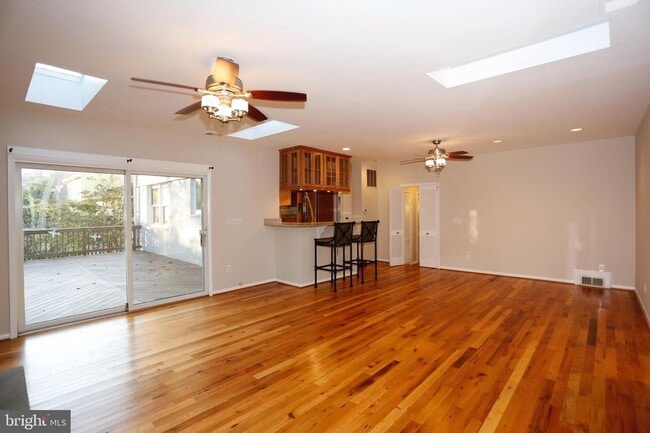 Photo - Wonderfull move-in ready property in a great Bethesda location