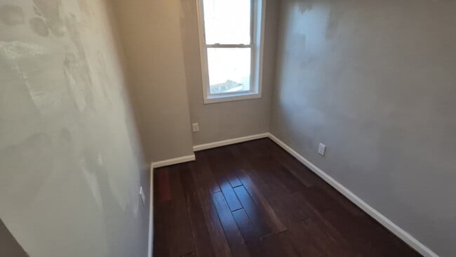 Photo - 605 Cecil B Moore Ave