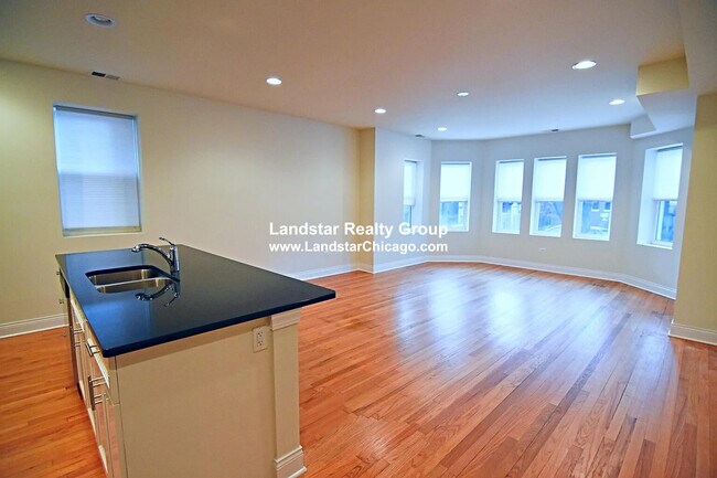 Photo - 6454 N Newgard Ave Unit 2