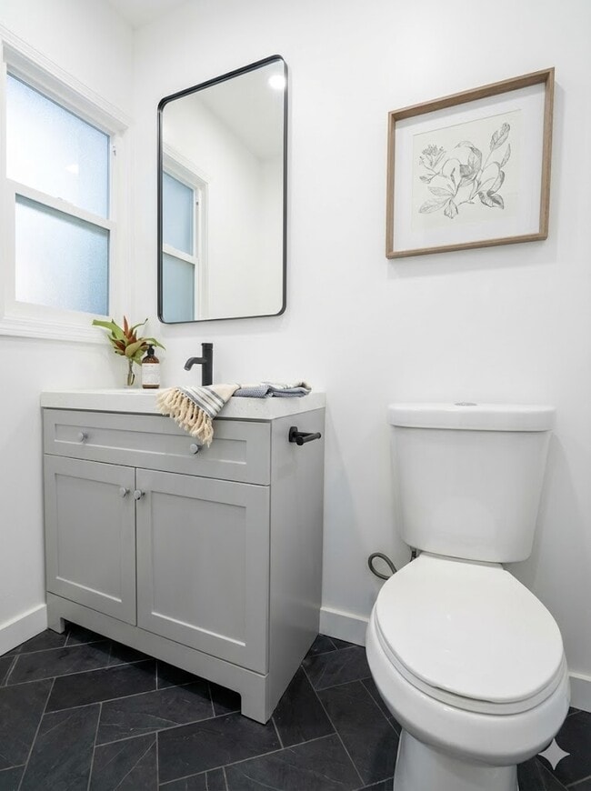 Photo - 4500 Gilbert Pl