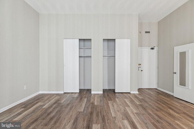 Photo - 135 S 19th St Unit 1402