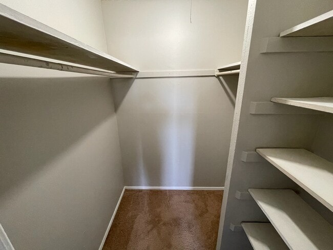 Photo - Shell Pointe Apartments