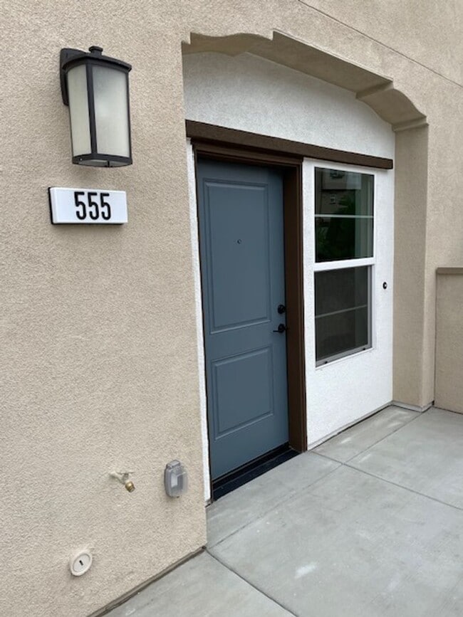 Photo - Camarillo 3 Bed 4 Bathroom Never Lived In Condo