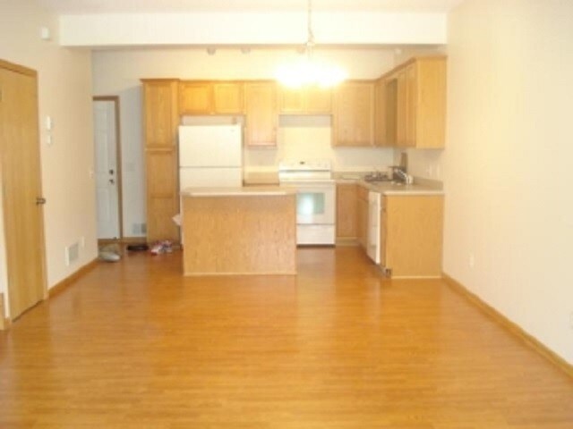 Photo - 12178 Yancy St NE