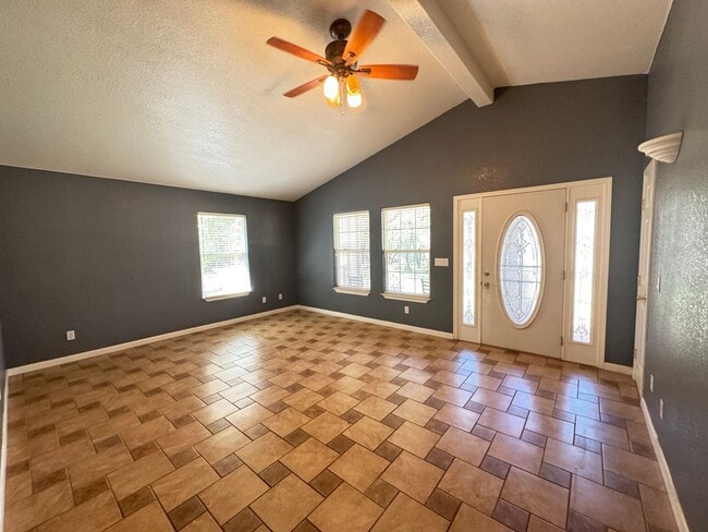 Photo - 3 bed/2 ba country home