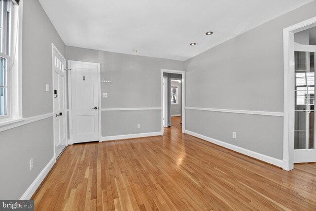 Building Photo - 4411 Edgefield Rd