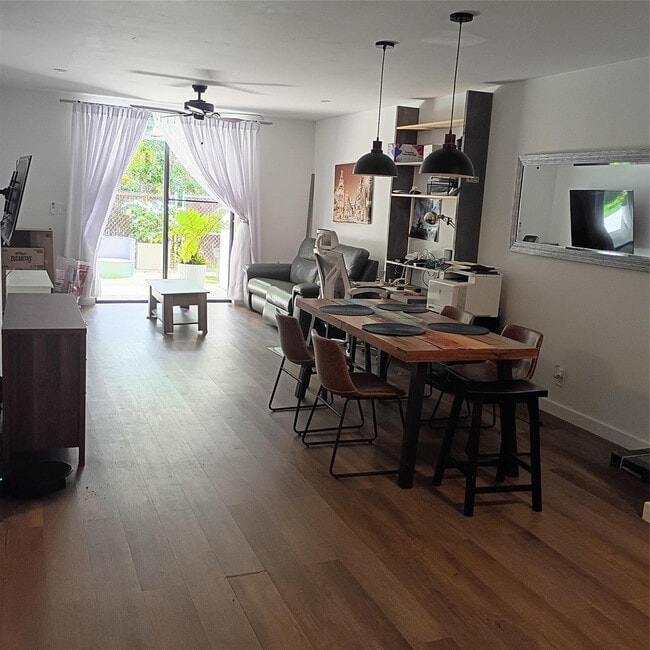 Photo - 3351 NW 85th Ave Unidad 118