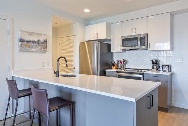 Photo - 250 Kendall St Unidad FL10-ID1375252P