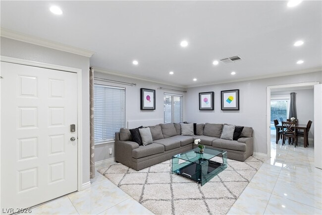 Photo - 375 Tierra St