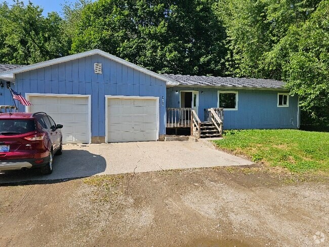 Building Photo - 7695 Elm St Rental