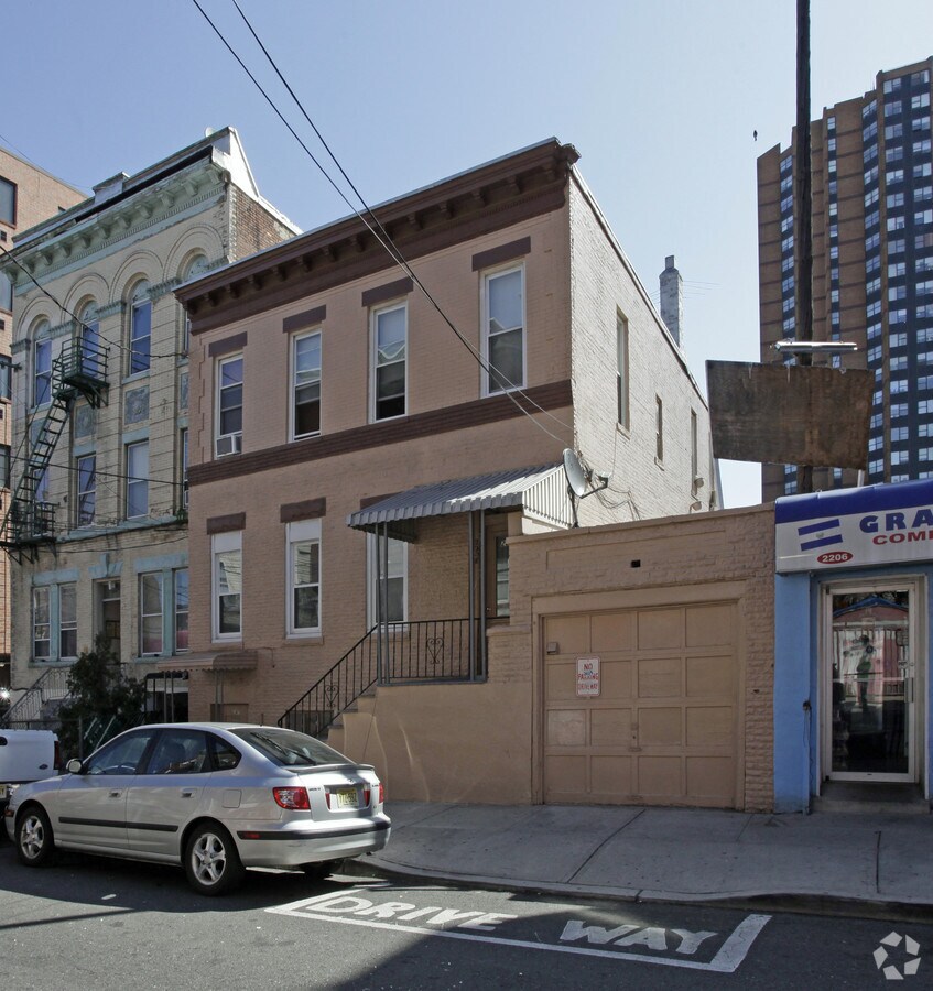 Photo - 2208 Central Ave