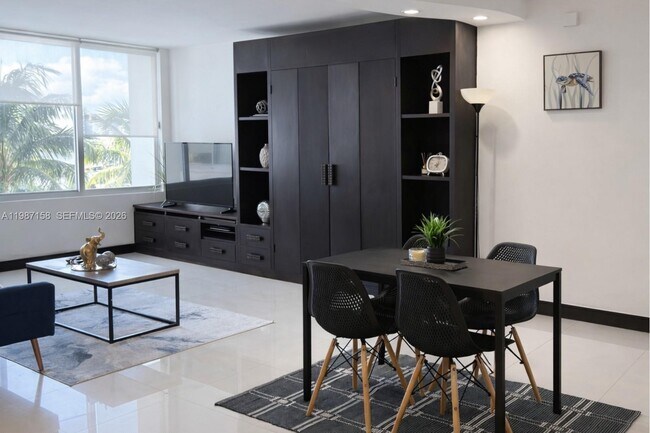 Photo - 1000 West Ave Unidad 216