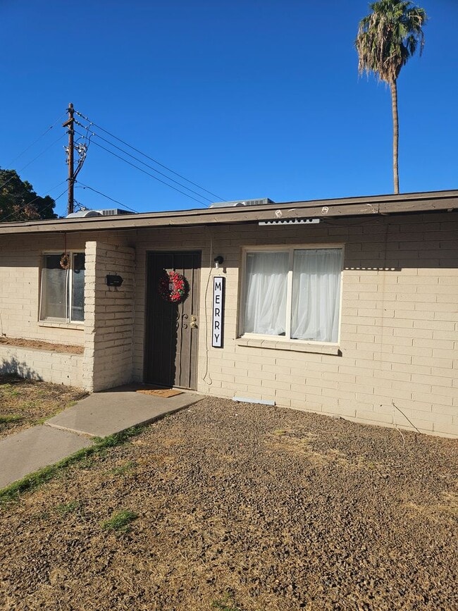 Building Photo - 3014 N 70th St Unit C