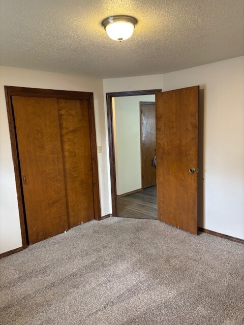 Photo - 1347 E High St