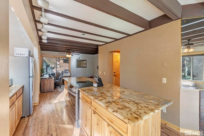 Photo - 217 Clubhouse Cir