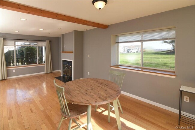 Photo - 1403 Eagles Ridge Rd