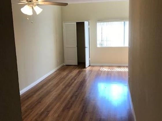 Photo - 1140 Winchester Ave Unidad 4