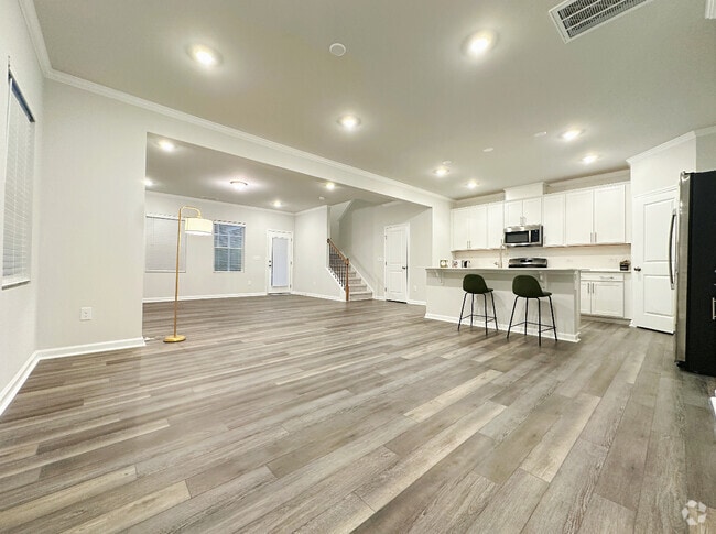 Building Photo - 102 Ivy Vine Wy Rental