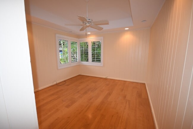 Photo - 1111 Hele St