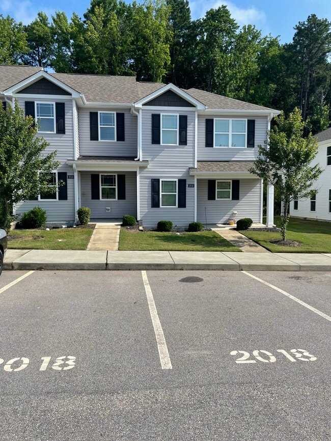 2BD 2BA Townhome - 2BD 2BA Townhome